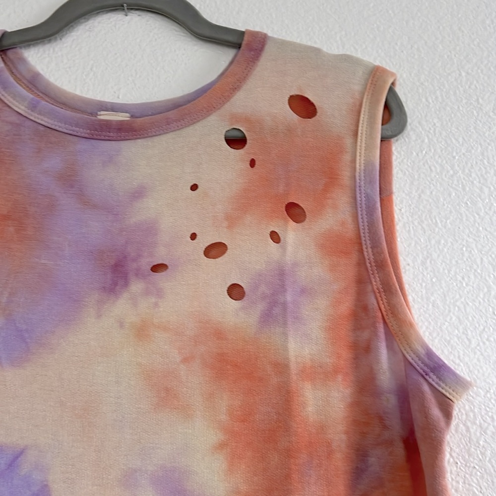 Soft Multicolored Tie-Dye tank, size XL - Picture 3 of 4